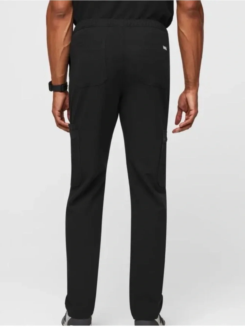 Figs Technical Collection - Black cargo scrub pants, sz L Men’s or unisex